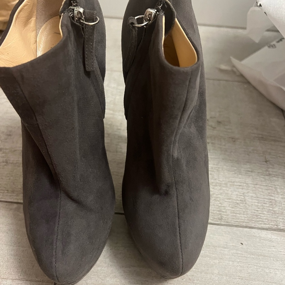 Giuseppe Ankle Booties